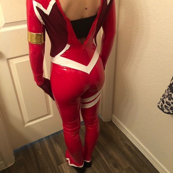 Zero Two cosplay - Picture 5 of 6
